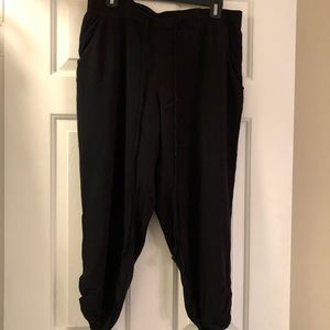 Lane Bryant cropped elastic waist pants 14/16